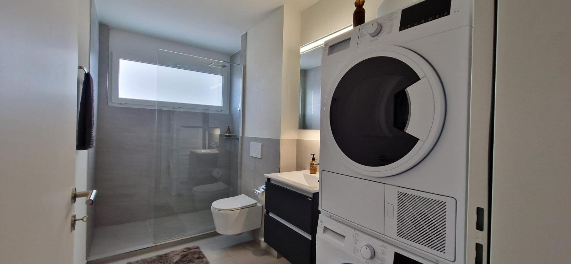 Visionary Hospitality Rothenburg, Lucerne - Premium Apartments With Free Parking, Washer, Kitchen, Terrace, 15' City エクステリア 写真
